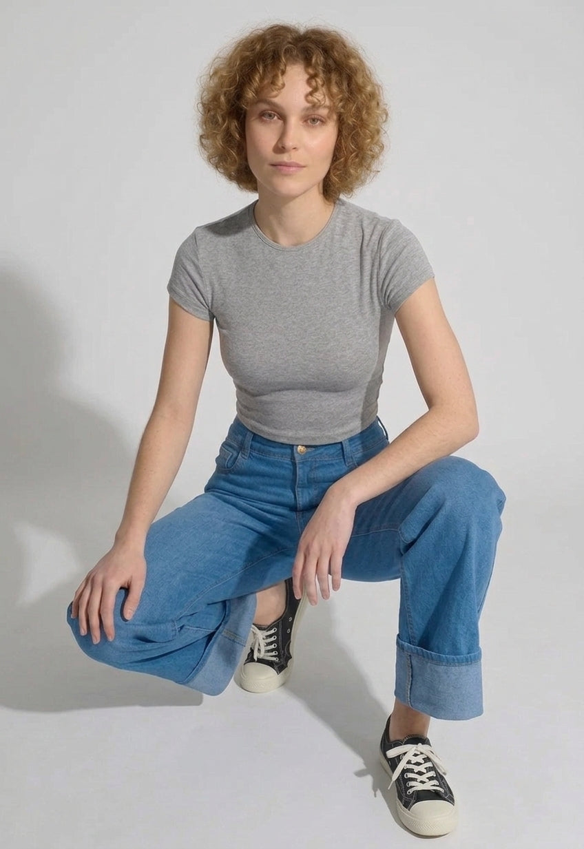 Flex-Cuff Wide Legs Denim in Medium Blue